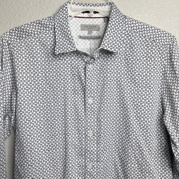 Ted Baker London Black & White Geometric Button Up Shirt Like New! Size 5 - Picture 13 of 16
